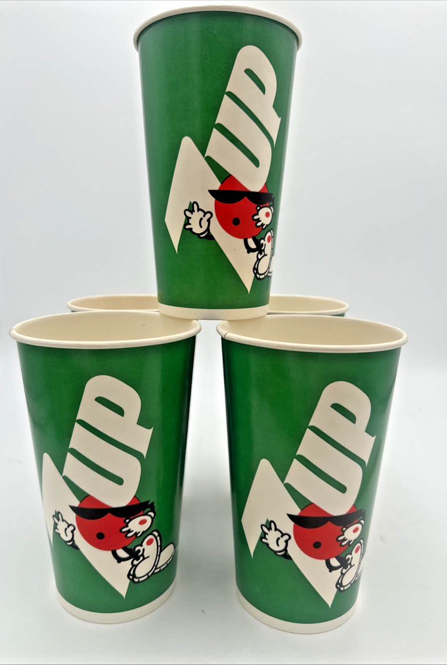 Lot of 5 Vintage Seven-UP 7UP Paper Solo Cups